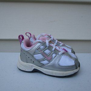 NIKE Silver Pink Running Walking Toddler Girls 318009-161 Size 3C